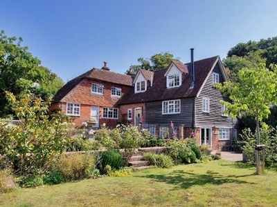 4 Bedroom Detached House For Sale In Iden Green, Kent