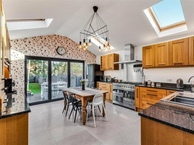 4 Bedroom Semi-detached House For Sale In Rothley, Leicester