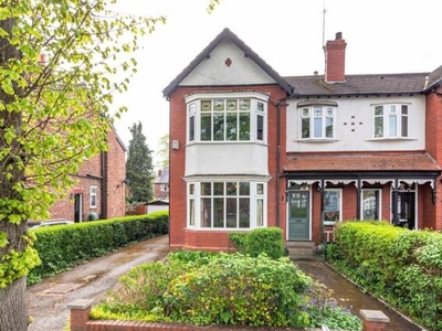 4 Bedroom Semi-detached House For Sale In Urmston, Manchester