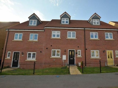 4 Bedroom Town House For Sale In Middle Deepdale, Scarborough