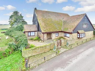 5 Bedroom Detached House For Sale In Woodchurch, Birchington