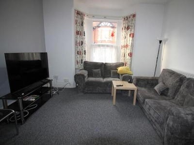 5 Bedroom Terraced House For Rent In Coventry, West Midlands