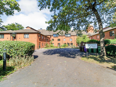 1 Bedroom Apartment For Sale In Church Road East, Farnborough