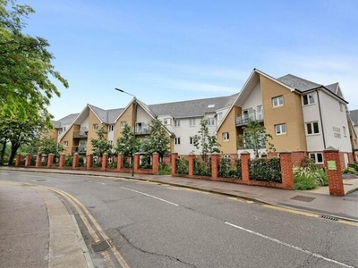 1 Bedroom Apartment For Sale In Lansdown Road