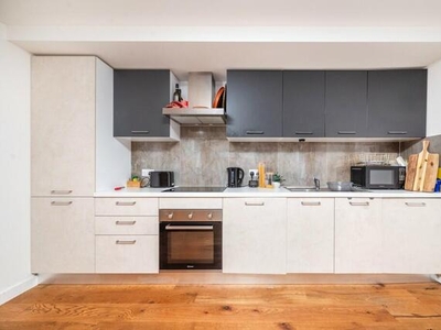 1 Bedroom Apartment For Sale In London