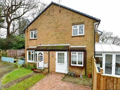 1 Bedroom End Of Terrace House For Sale In Worth, Crawley