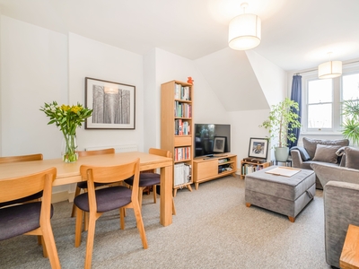 1 bedroom property for sale in Hemstal Road, London, NW6