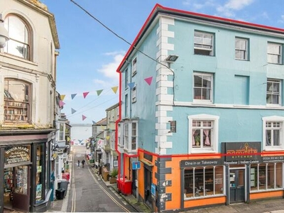 10 Bedroom Block Of Apartments For Sale In Falmouth, Cornwall