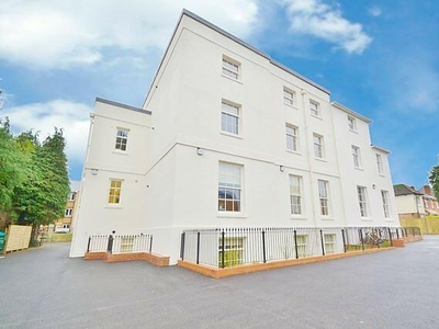 2 bedroom flat for rent in Bedford Place, SO15