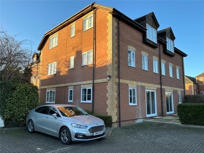 2 Bedroom Flat For Sale In Bury St. Edmunds, Suffolk