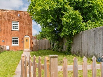 2 Bedroom Semi-detached House For Rent In Patrixbourne, Canterbury