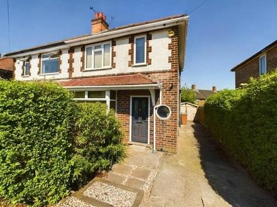 2 Bedroom Semi-detached House For Sale In Wollaton, Nottinghamshire