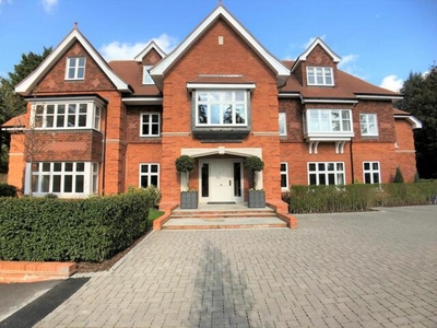 3 Bedroom Apartment For Rent In Beaconsfield