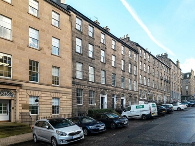3 bedroom apartment for rent in Dublin Street, Edinburgh, EH3