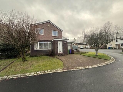 3 Bedroom Detached House For Sale In Crookston, Glasgow