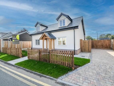3 Bedroom Detached House For Sale In Galleywood, Chelmsford