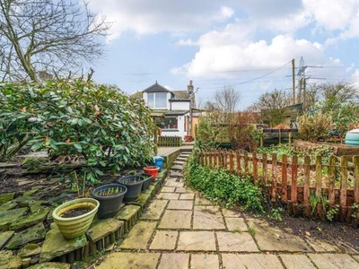 3 Bedroom Semi-detached House For Sale In Abergavenny, Monmouthshire