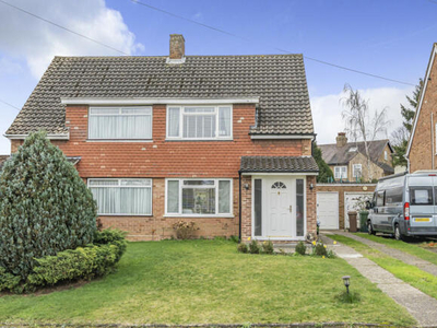 3 Bedroom Semi-detached House For Sale In Carshalton, Surrey