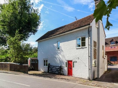 3 Bedroom Semi-detached House For Sale In Chesham, Buckinghamshire
