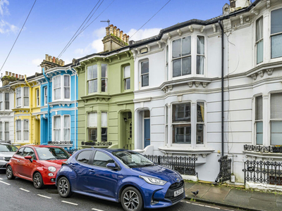 4 bedroom terraced house for sale in Campbell Road, Brighton, East Sussex, BN1