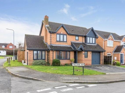 4 Bedroom Detached House For Sale In Amington