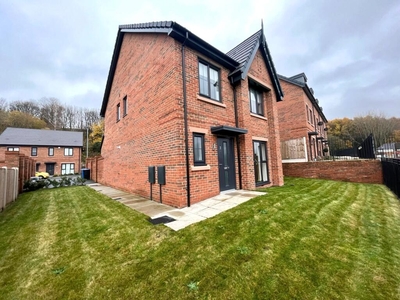 4 bedroom detached house for sale in Kersal Wood Avenue, Salford, M7 3AS, M7