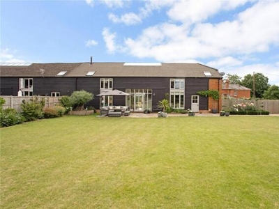 4 Bedroom Semi-detached House For Rent In Andover, Hampshire