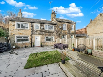 4 bedroom semi-detached house for sale in Holly Hall Lane, Wyke, Bradford, BD12