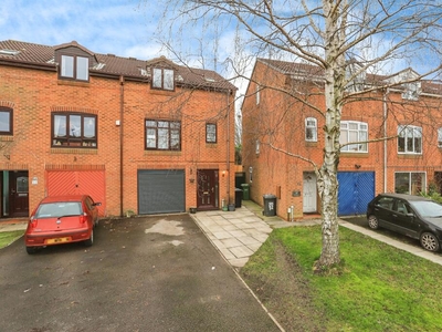 4 bedroom town house for sale in Ebsay Drive, YORK, YO30