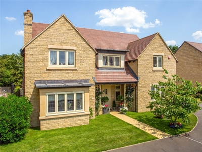 5 bedroom property for sale in Great Dunns Close, Beckington, BA11