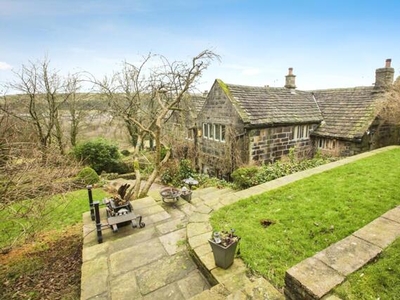 5 Bedroom Semi-detached House For Sale In Halifax, West Yorkshire