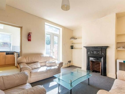 5 Bedroom Terraced House For Rent In The Park