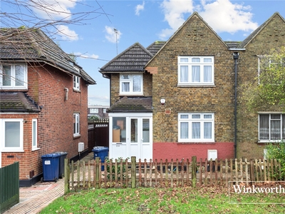 Woodhouse Road, North Finchley, London, N12 3 bedroom house in North Finchley