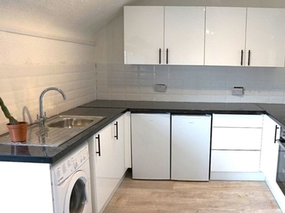 1 bedroom flat to rent Carshalton, SM5 2RU
