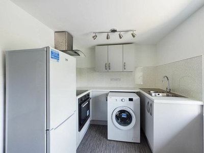 1 bedroom flat to rent West Sussex, BN11 5LG