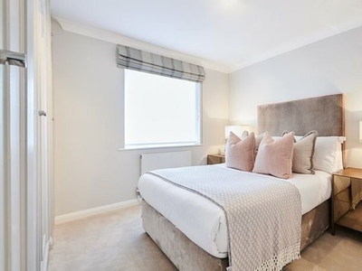 2 bedroom flat to rent South Kensington, SW3 6SN