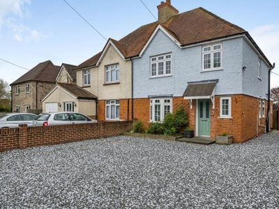 3 Bed House For Sale in Thatcham, RG19 - 5005759