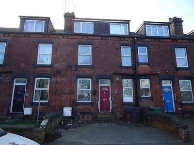 3 bedroom terraced house to rent Leeds, LS10 2JQ
