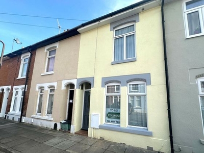 3 bedroom terraced house to rent Southsea, PO5 1NW