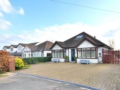 4 bedroom detached bungalow for sale Rugby, CV21 4DY
