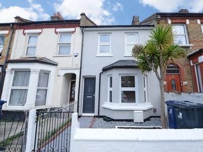4 bedroom house for sale London, W13 0NU