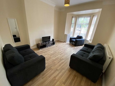 6 bedroom house to rent Salford, M6 5JF