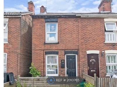 Detached house to rent in Colne Bank Avenue, Colchester CO1