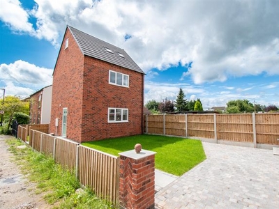 Detached house to rent in Coupe Street, Ripley DE5
