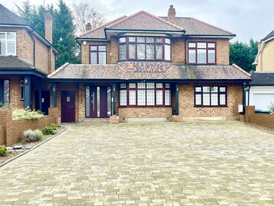 Detached house to rent in Lancaster Avenue, Hadley Wood, Hertfordshire EN4
