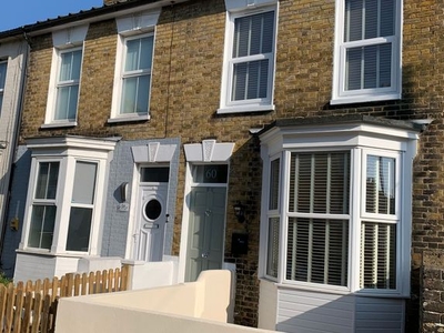 End terrace house to rent in Duncan Road, Ramsgate CT11