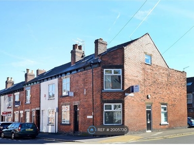 End terrace house to rent in Hickmott Road, Sheffield S11