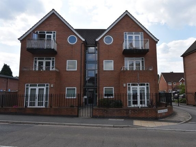 Flat to rent in Brook Chase Mews, Beeston, Nottingham NG9
