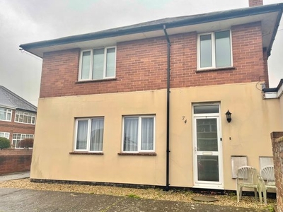 Flat to rent in Grenville Avenue, Exeter EX4