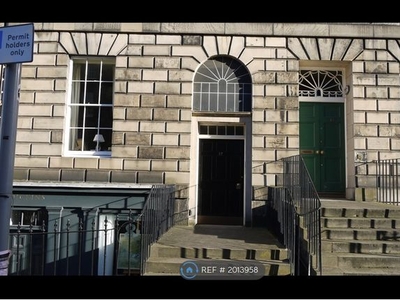 Flat to rent in New Town, Edinburgh EH3